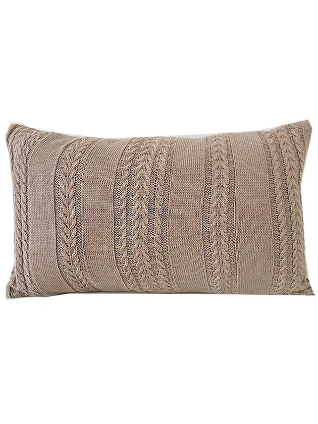 almofada baguete croche marrom cortbras lili casa
