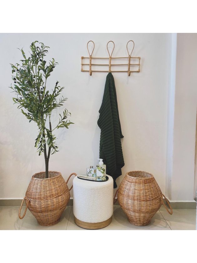 fb7b522b 86b2 4adf 84e9 43be724c04c7