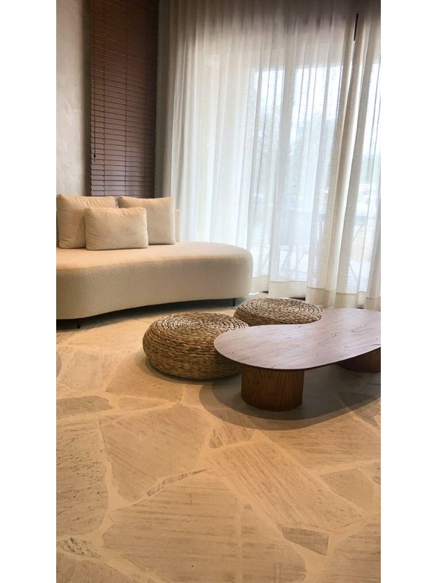 whatsapp image 2025 10 17 at 15 46 05